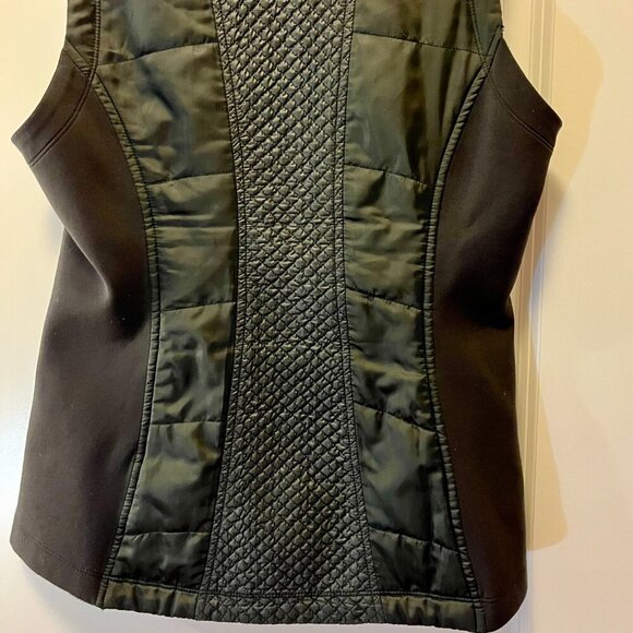 Athleta  Quilted Vest Black  Sleeveless Full  Front Zip - Picture 9 of 12